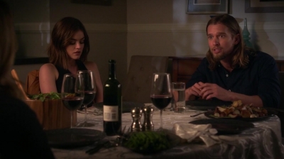 Pretty_Little_Liars_S07E07_WEB-DL_720p_DUAL_WWW_COMANDOTORRENTS_COM_1471.jpg