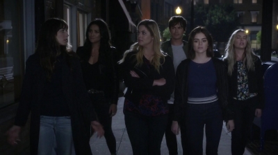 Pretty_Little_Liars_S07E08_WEB-DL_720p_DUAL_WWW_COMANDOTORRENTS_COM_0123.jpg