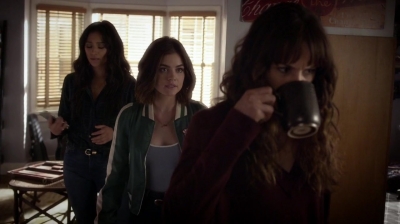 Pretty_Little_Liars_S07E09_WEB-DL_720p_DUAL_WWW_COMANDOTORRENTS_COM_0070.jpg