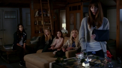 Pretty_Little_Liars_S07E11_WEB-DL_720p_DUAL_WWW_COMANDOTORRENTS_COM_0602.jpg