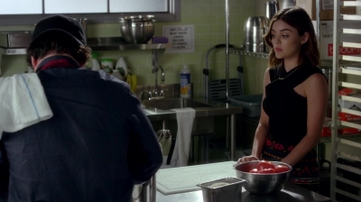 Pretty_Little_Liars_S07E12_WEB-DL_720p_DUAL_WWW_COMANDOTORRENTS_COM_0899.jpg