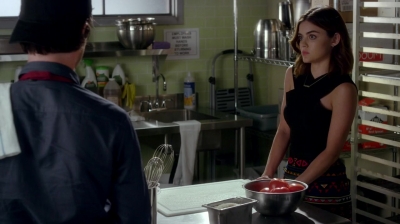 Pretty_Little_Liars_S07E12_WEB-DL_720p_DUAL_WWW_COMANDOTORRENTS_COM_0925.jpg