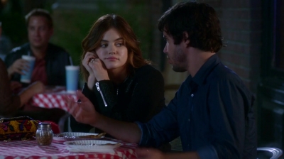Pretty_Little_Liars_S07E12_WEB-DL_720p_DUAL_WWW_COMANDOTORRENTS_COM_2324.jpg