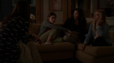 Pretty_Little_Liars_S07E13_WEB-DL_720p_DUAL_WWW_COMANDOTORRENTS_COM_0150.jpg