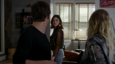 Pretty_Little_Liars_S07E13_WEB-DL_720p_DUAL_WWW_COMANDOTORRENTS_COM_0492.jpg