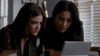 Pretty_Little_Liars_S07E13_WEB-DL_720p_DUAL_WWW_COMANDOTORRENTS_COM_0945.jpg