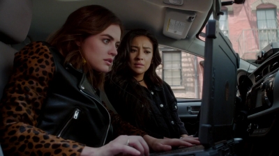 Pretty_Little_Liars_S07E13_WEB-DL_720p_DUAL_WWW_COMANDOTORRENTS_COM_1530.jpg