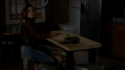 Pretty_Little_Liars_S07E14_WEB-DL_720p_DUAL_WWW_COMANDOTORRENTS_COM_0068.jpg