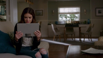 Pretty_Little_Liars_S07E14_WEB-DL_720p_DUAL_WWW_COMANDOTORRENTS_COM_1090.jpg