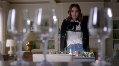 Pretty_Little_Liars_S07E14_WEB-DL_720p_DUAL_WWW_COMANDOTORRENTS_COM_1149.jpg