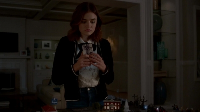 Pretty_Little_Liars_S07E14_WEB-DL_720p_DUAL_WWW_COMANDOTORRENTS_COM_2406.jpg