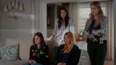 Pretty_Little_Liars_S07E16_WEB-DL_720p_DUAL_WWW_COMANDOTORRENTS_COM_0403.jpg