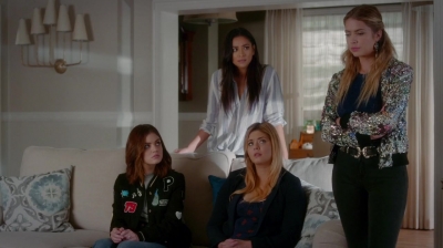 Pretty_Little_Liars_S07E16_WEB-DL_720p_DUAL_WWW_COMANDOTORRENTS_COM_0404.jpg