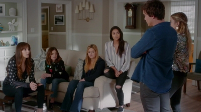 Pretty_Little_Liars_S07E16_WEB-DL_720p_DUAL_WWW_COMANDOTORRENTS_COM_0485.jpg