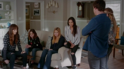 Pretty_Little_Liars_S07E16_WEB-DL_720p_DUAL_WWW_COMANDOTORRENTS_COM_0498.jpg