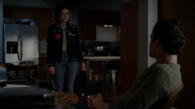 Pretty_Little_Liars_S07E16_WEB-DL_720p_DUAL_WWW_COMANDOTORRENTS_COM_0682.jpg