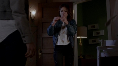 Pretty_Little_Liars_S07E16_WEB-DL_720p_DUAL_WWW_COMANDOTORRENTS_COM_1670.jpg