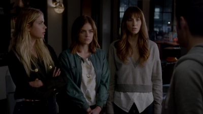 Pretty_Little_Liars_S07E16_WEB-DL_720p_DUAL_WWW_COMANDOTORRENTS_COM_1991.jpg