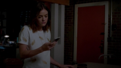 Pretty_Little_Liars_S07E16_WEB-DL_720p_DUAL_WWW_COMANDOTORRENTS_COM_2305.jpg