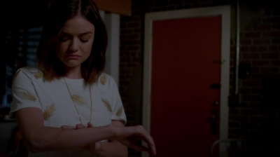 Pretty_Little_Liars_S07E16_WEB-DL_720p_DUAL_WWW_COMANDOTORRENTS_COM_2318.jpg