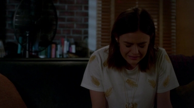Pretty_Little_Liars_S07E16_WEB-DL_720p_DUAL_WWW_COMANDOTORRENTS_COM_2331.jpg