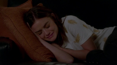 Pretty_Little_Liars_S07E16_WEB-DL_720p_DUAL_WWW_COMANDOTORRENTS_COM_2342.jpg