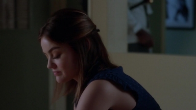 Pretty_Little_Liars_S07E17_WEB-DL_720p_DUAL_WWW_COMANDOTORRENTS_COM_0086.jpg
