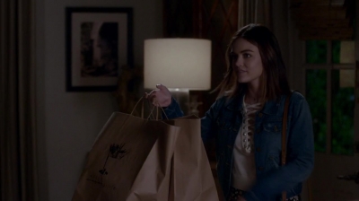 Pretty_Little_Liars_S07E17_WEB-DL_720p_DUAL_WWW_COMANDOTORRENTS_COM_0565.jpg