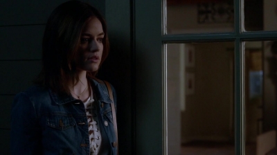 Pretty_Little_Liars_S07E17_WEB-DL_720p_DUAL_WWW_COMANDOTORRENTS_COM_0621.jpg