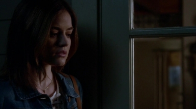 Pretty_Little_Liars_S07E17_WEB-DL_720p_DUAL_WWW_COMANDOTORRENTS_COM_0626.jpg