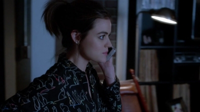Pretty_Little_Liars_S07E17_WEB-DL_720p_DUAL_WWW_COMANDOTORRENTS_COM_1047.jpg