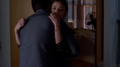 Pretty_Little_Liars_S07E17_WEB-DL_720p_DUAL_WWW_COMANDOTORRENTS_COM_1211.jpg