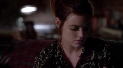 Pretty_Little_Liars_S07E17_WEB-DL_720p_DUAL_WWW_COMANDOTORRENTS_COM_1495.jpg