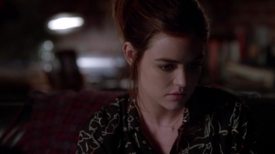 Pretty_Little_Liars_S07E17_WEB-DL_720p_DUAL_WWW_COMANDOTORRENTS_COM_1496.jpg