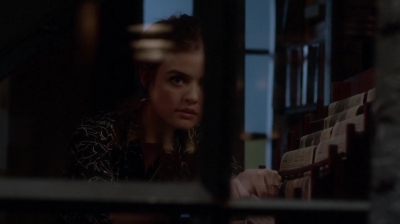 Pretty_Little_Liars_S07E17_WEB-DL_720p_DUAL_WWW_COMANDOTORRENTS_COM_1814.jpg