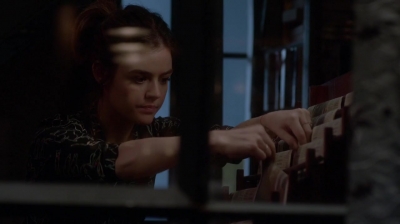 Pretty_Little_Liars_S07E17_WEB-DL_720p_DUAL_WWW_COMANDOTORRENTS_COM_1816.jpg