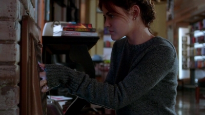 Pretty_Little_Liars_S07E18_WEB-DL_720p_DUAL_WWW_COMANDOTORRENTS_COM_0346.jpg