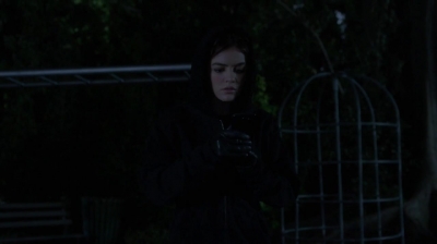 Pretty_Little_Liars_S07E18_WEB-DL_720p_DUAL_WWW_COMANDOTORRENTS_COM_0843.jpg