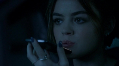 Pretty_Little_Liars_S07E18_WEB-DL_720p_DUAL_WWW_COMANDOTORRENTS_COM_1143.jpg