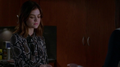 Pretty_Little_Liars_S07E18_WEB-DL_720p_DUAL_WWW_COMANDOTORRENTS_COM_1423.jpg