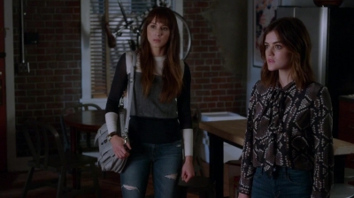 Pretty_Little_Liars_S07E18_WEB-DL_720p_DUAL_WWW_COMANDOTORRENTS_COM_1501.jpg