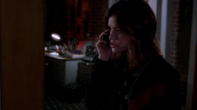 Pretty_Little_Liars_S07E18_WEB-DL_720p_DUAL_WWW_COMANDOTORRENTS_COM_2199.jpg