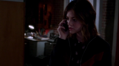Pretty_Little_Liars_S07E18_WEB-DL_720p_DUAL_WWW_COMANDOTORRENTS_COM_2201.jpg