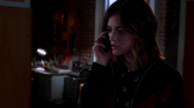 Pretty_Little_Liars_S07E18_WEB-DL_720p_DUAL_WWW_COMANDOTORRENTS_COM_2203.jpg