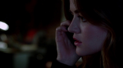 Pretty_Little_Liars_S07E18_WEB-DL_720p_DUAL_WWW_COMANDOTORRENTS_COM_2220.jpg