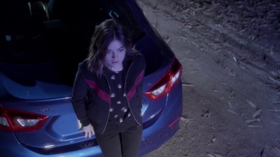 Pretty_Little_Liars_S07E18_WEB-DL_720p_DUAL_WWW_COMANDOTORRENTS_COM_2350.jpg