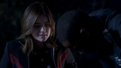 Pretty_Little_Liars_S07E19_WEB-DL_720p_DUAL_WWW_COMANDOTORRENTS_COM_0100.jpg