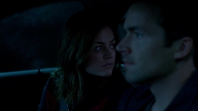 Pretty_Little_Liars_S07E19_WEB-DL_720p_DUAL_WWW_COMANDOTORRENTS_COM_1201.jpg