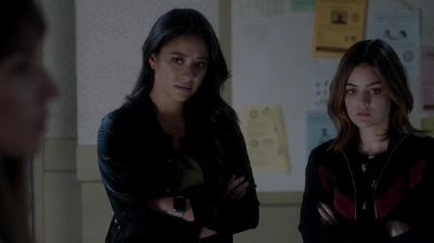 Pretty_Little_Liars_S07E19_WEB-DL_720p_DUAL_WWW_COMANDOTORRENTS_COM_1780.jpg