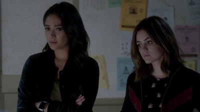 Pretty_Little_Liars_S07E19_WEB-DL_720p_DUAL_WWW_COMANDOTORRENTS_COM_1803.jpg